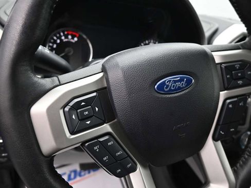 Used 2020 Ford F150 Lariat w/ Equipment Group 502A Luxury AWD/4WD image 12