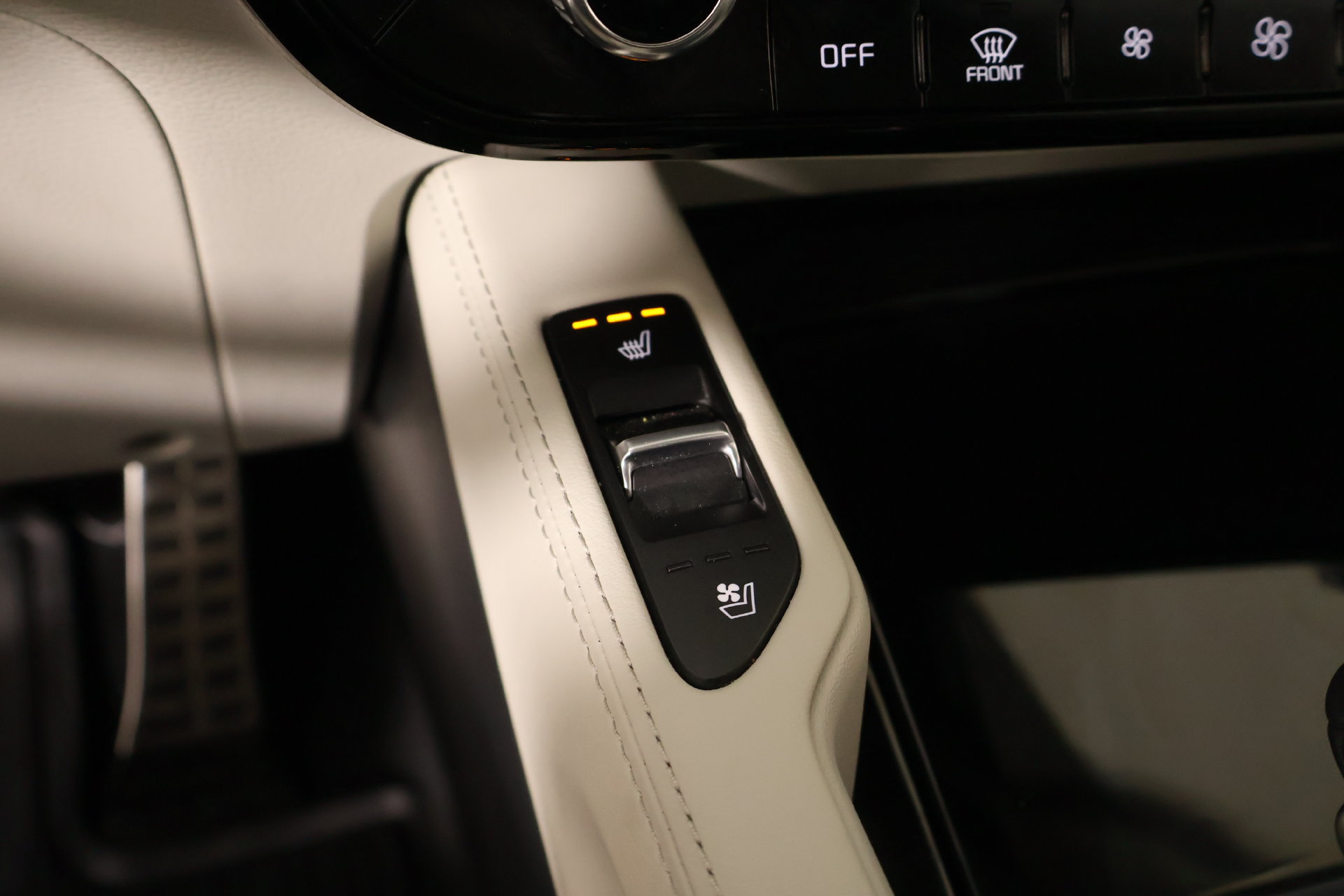 Used 2023 Kia Telluride SX AWD/4WD image 8
