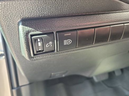 Used 2024 Toyota Corolla SE FWD image 19