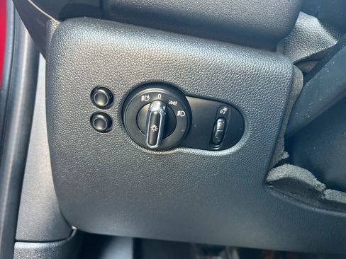 Used 2016 MINI Cooper 2-Door Hardtop image 15