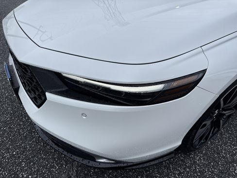 Certified 2025 Honda Accord Touring image 6