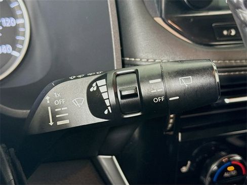 Certified 2021 Nissan Rogue SL w/ Premium Package image 16