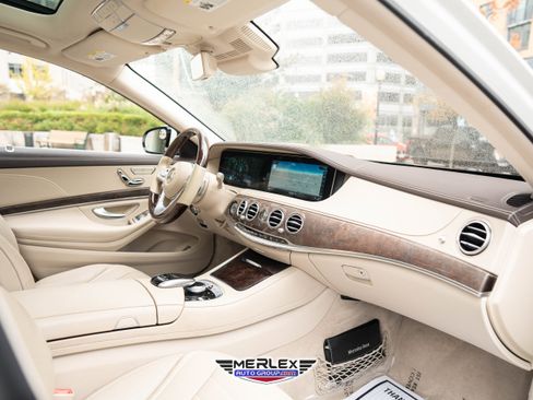 Used 2019 Mercedes-Benz S 560 Sedan image 15