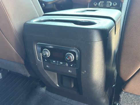 Used 2023 Chevrolet Suburban High Country RWD image 25