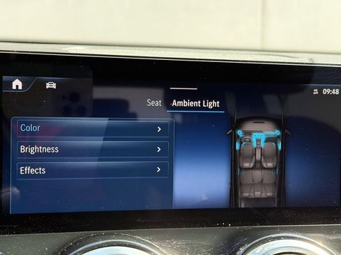 Used 2024 Mercedes-Benz GLB 250 image 14