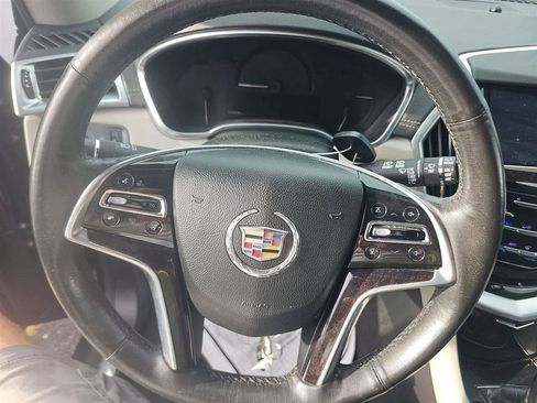 Used 2016 Cadillac SRX Luxury AWD/4WD image 10