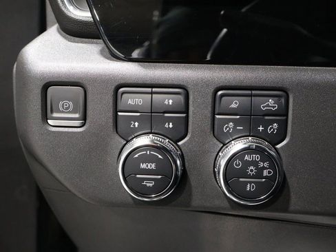 Used 2023 GMC Sierra 1500 SLT w/ SLT Premium Plus Package image 41