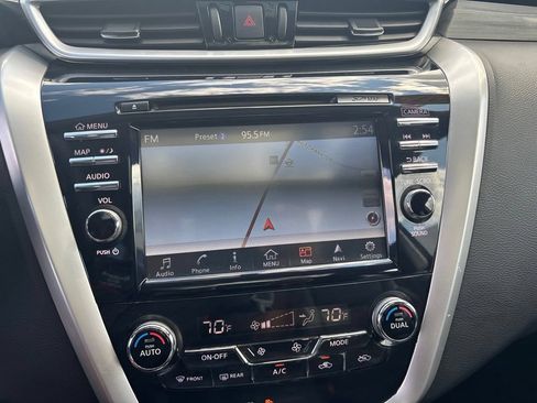 Used 2015 Nissan Murano Platinum w/ Platinum Technology Package AWD/4WD image 17