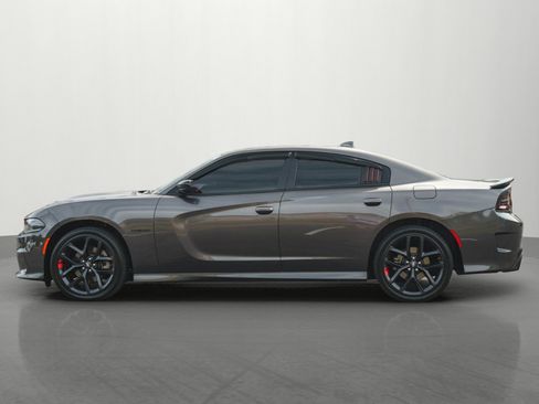 Used 2022 Dodge Charger R/T w/ Plus Group RWD image 4