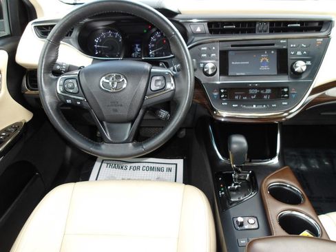 Used 2015 Toyota Avalon XLE Premium image 13