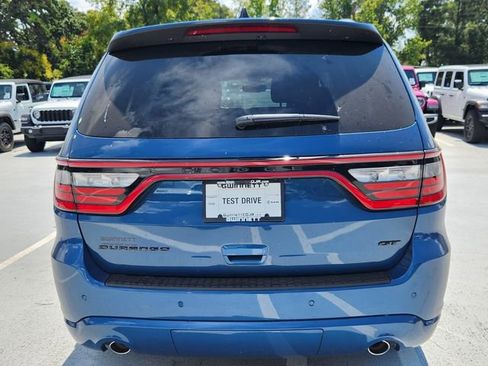 Used 2025 Dodge Durango GT w/ Blacktop Package image 11