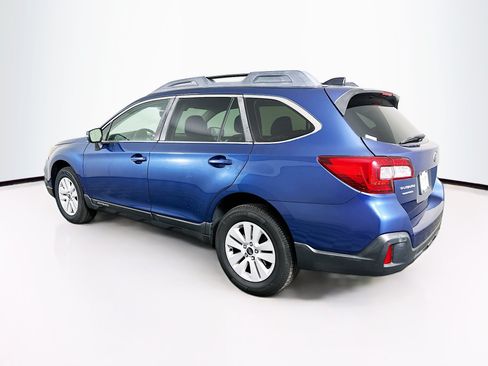 Used 2019 Subaru Outback 2.5i Premium AWD/4WD image 5