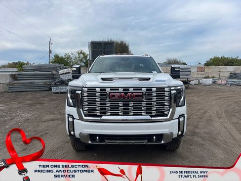 New 2026 GMC Sierra 2500 Denali w/ Denali Reserve Package image 6