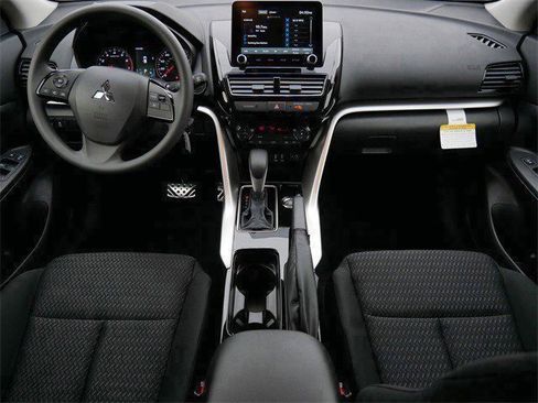 New 2026 Mitsubishi Eclipse Cross ES image 7
