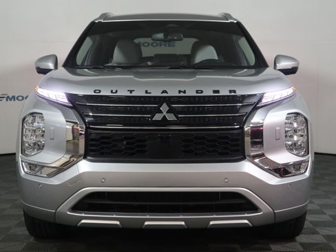 Used 2024 Mitsubishi Outlander SEL image 13