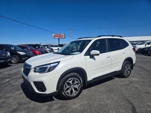 Used 2021 Subaru Forester Premium w/ Popular Package #1 AWD/4WD image 3