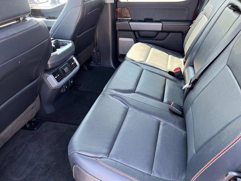 Used 2023 Ford F150 Lariat image 39