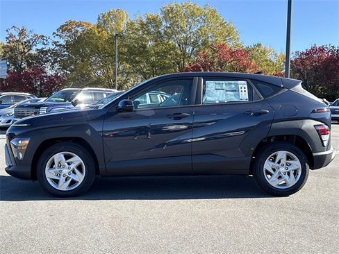 New 2026 Hyundai Kona SE image 23