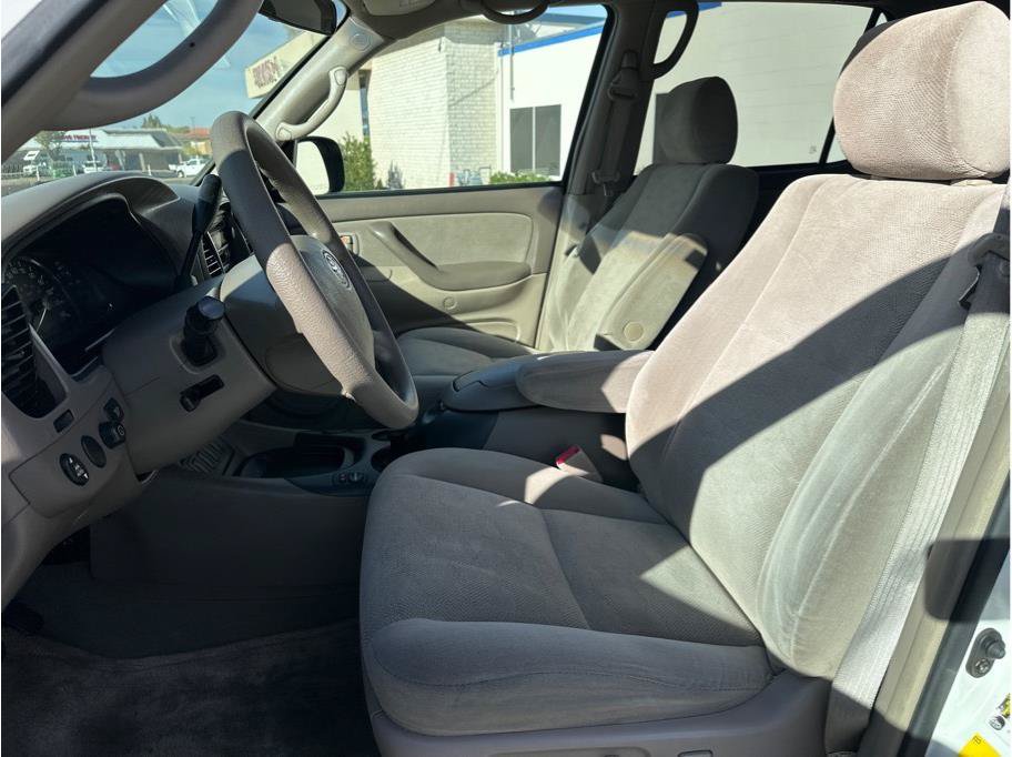 Used 2005 Toyota Sequoia SR5 RWD image 14