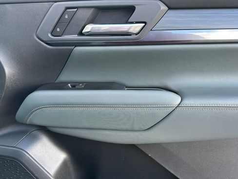 Used 2026 GMC Terrain AT4 w/ Convenience Package III image 20