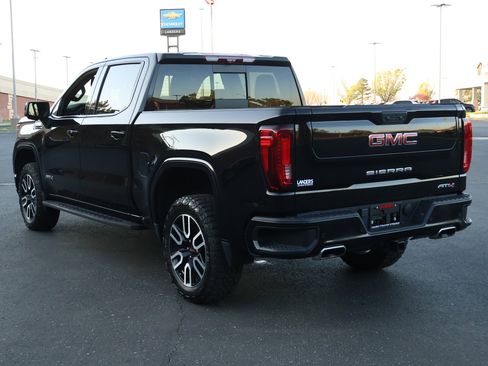 Used 2024 GMC Sierra 1500 AT4 w/ Technology Package image 7