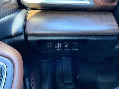 Used 2020 Subaru Outback Touring w/ Tech Package 2 image 26