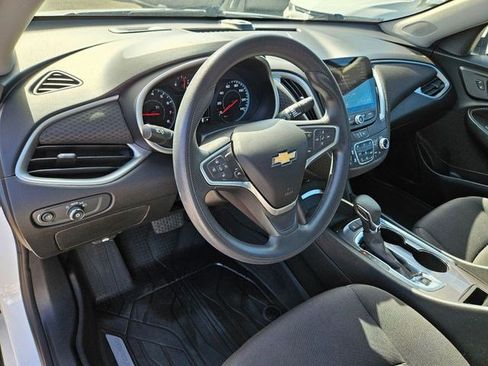 Used 2023 Chevrolet Malibu LT w/ Driver Confidence Package FWD image 15