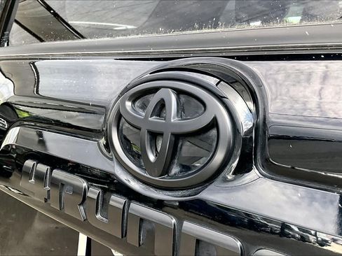 Used 2019 Toyota 4Runner Limited AWD/4WD image 10