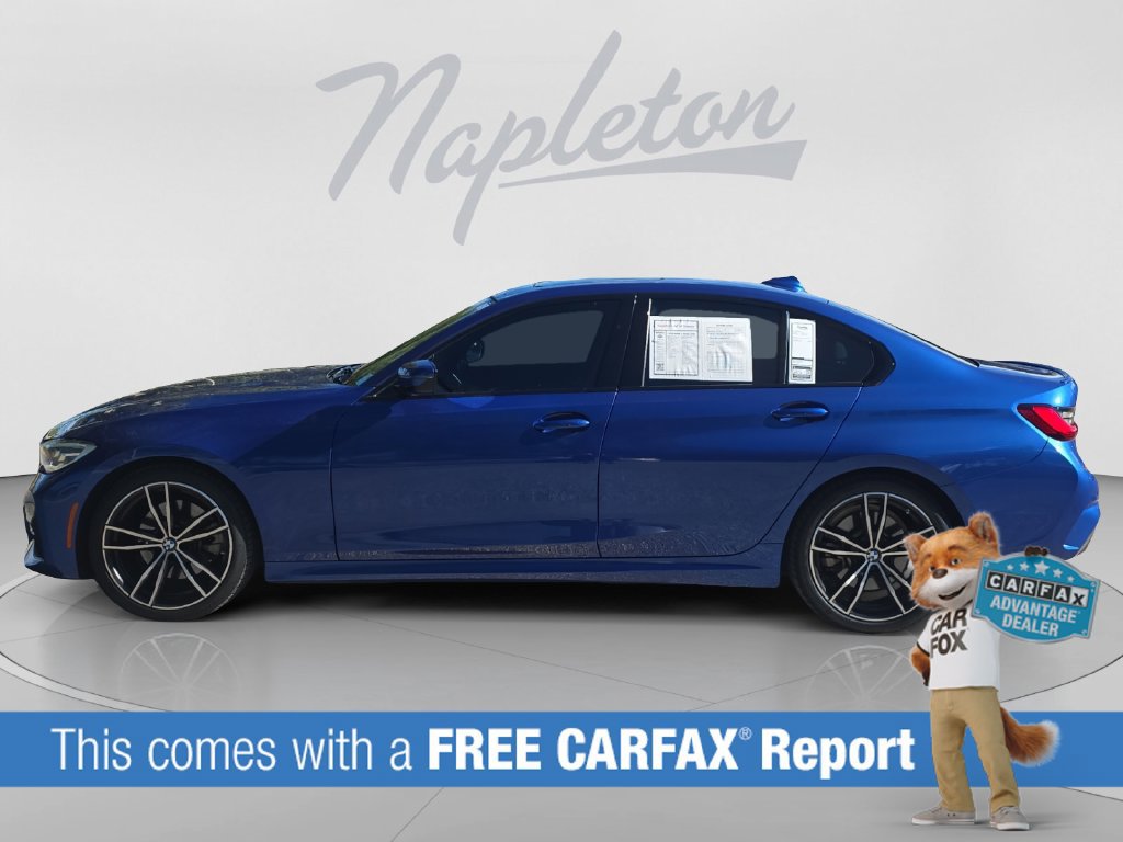 Used 2022 BMW 330i Sedan w/ M Sport Package RWD image 2