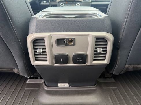 Used 2022 Ford F250 Lariat w/ Lariat Ultimate Package AWD/4WD image 22