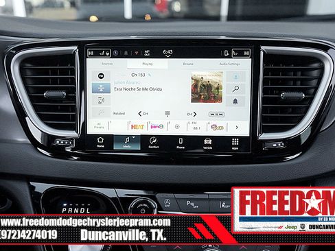 New 2025 Chrysler Voyager LX image 22