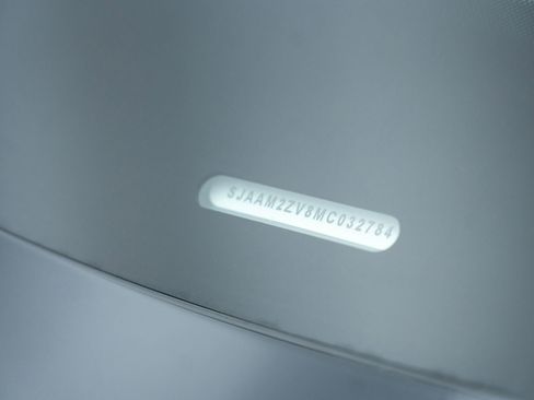 Used 2021 Bentley Bentayga w/ First Edition Specification image 39