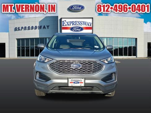 Used 2024 Ford Edge SEL AWD/4WD image 3