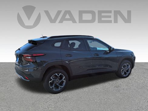 New 2026 Chevrolet Trax LT image 26