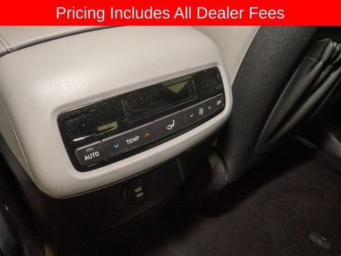 Used 2024 Hyundai Palisade SEL FWD image 8