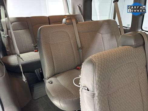 Used 2016 Chevrolet Express 2500 LS image 19
