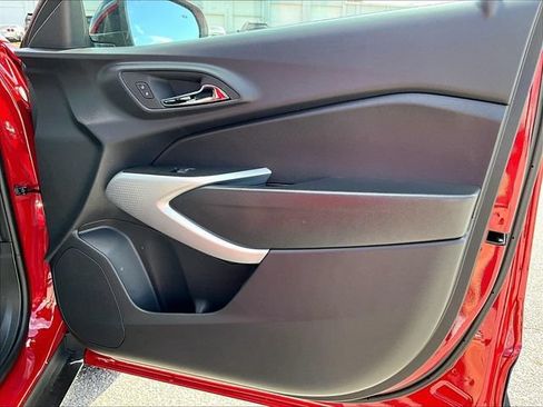 New 2026 Chevrolet Trax RS w/ Driver Confidence Package FWD image 29