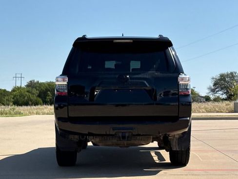 Used 2023 Toyota 4Runner SR5 Premium w/ Moonroof Package AWD/4WD image 8