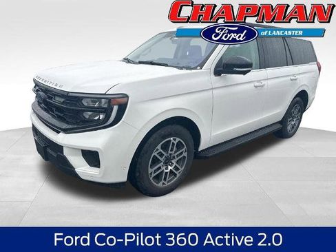 Certified 2025 Ford Expedition Active AWD/4WD image 1