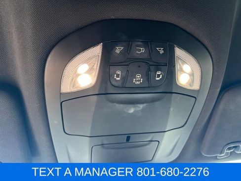 Used 2018 Chrysler Pacifica Touring-L Plus w/ Advanced Safetytec Group FWD image 24