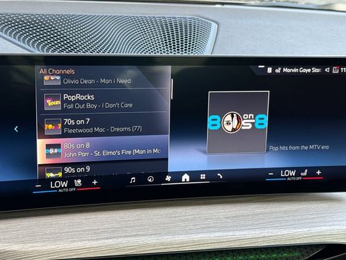 Used 2025 BMW 430i Coupe w/ Convenience Package image 23