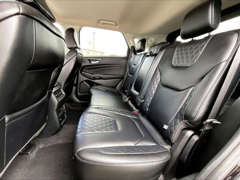 Used 2024 Ford Edge Titanium AWD/4WD image 15