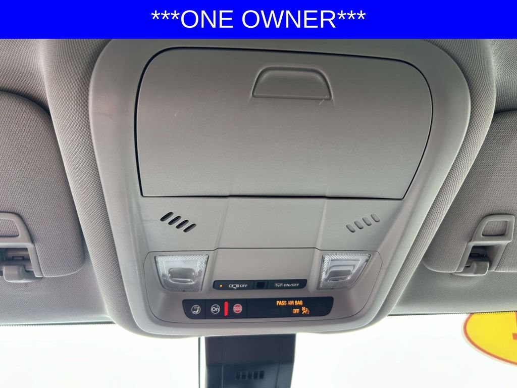 Used 2024 GMC Terrain SLE AWD/4WD image 23
