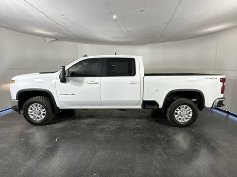 Used 2022 Chevrolet Silverado 2500 LT w/ Convenience Package image 8