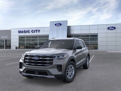 New 2026 Ford Explorer Active AWD/4WD image 2