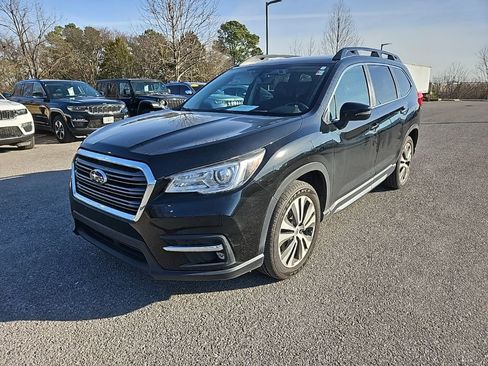 Used 2019 Subaru Ascent Limited image 3