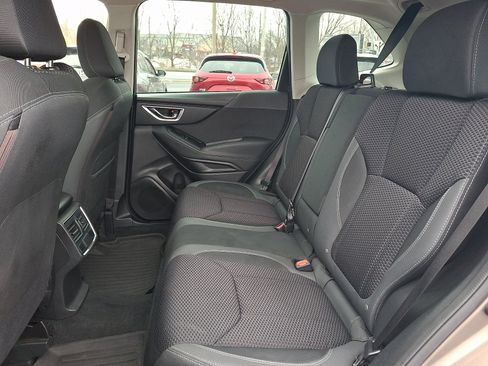 Used 2020 Subaru Forester Premium image 10