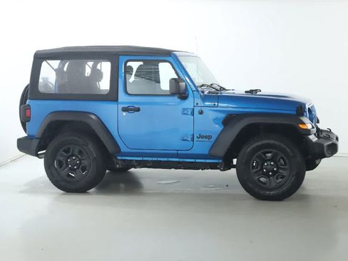 Used 2023 Jeep Wrangler Sport AWD/4WD image 11