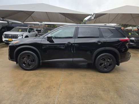 New 2026 Nissan Rogue SV FWD image 6