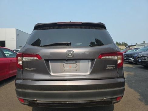 Used 2021 Honda Pilot Special Edition image 3